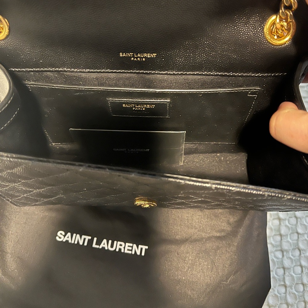 Authentic Saint Laurent medium quilted bag - Picture 3 of 4